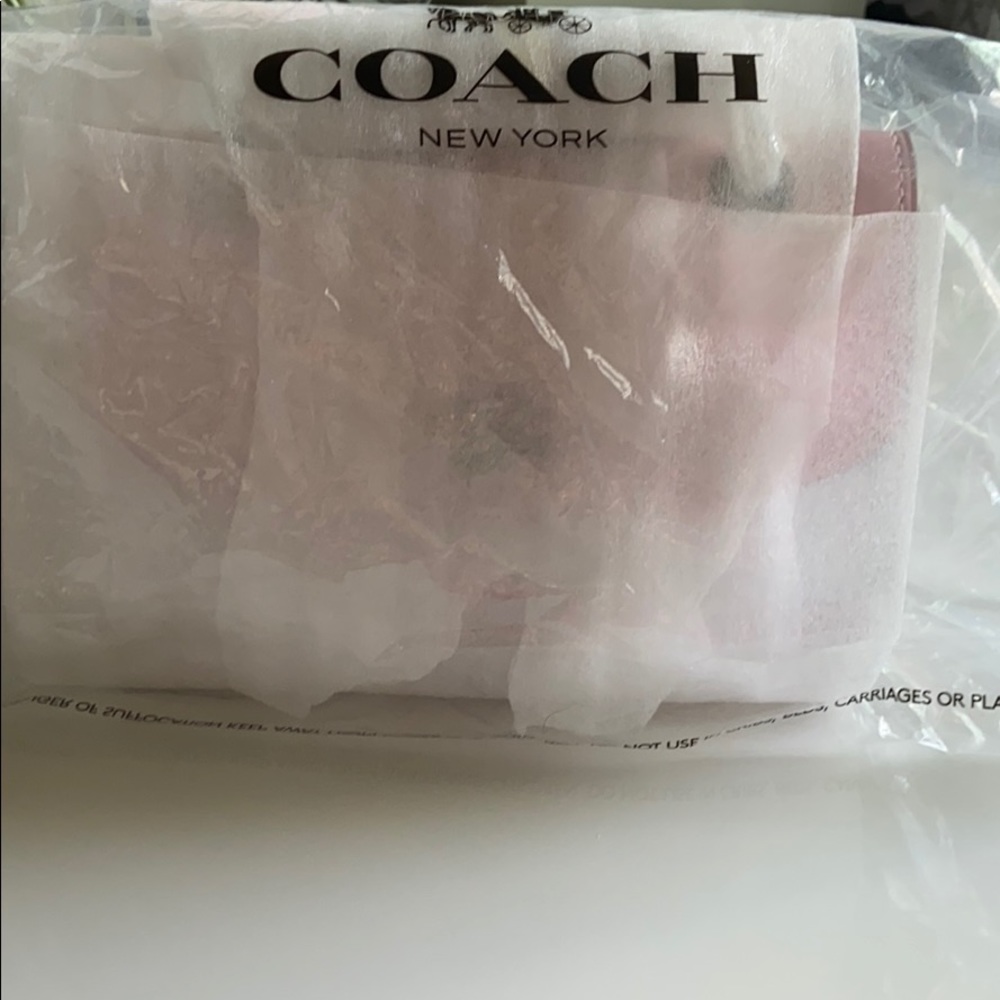 Coach🌸 - Picture 6 of 7